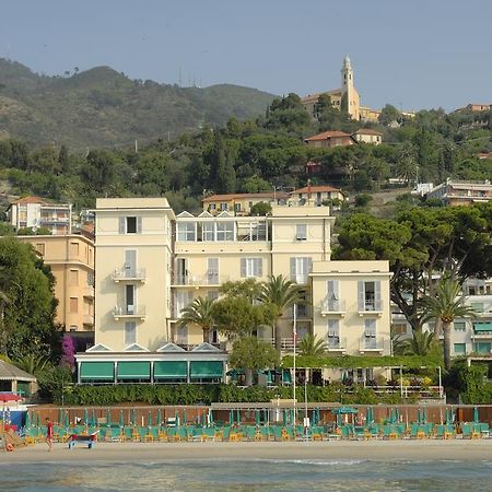 Hotel Beau Sejour Alassio Extérieur photo